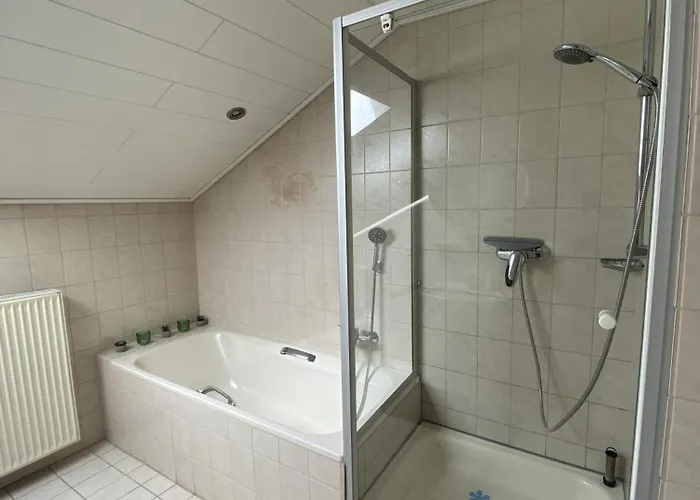 Zur Schoenen Aussicht